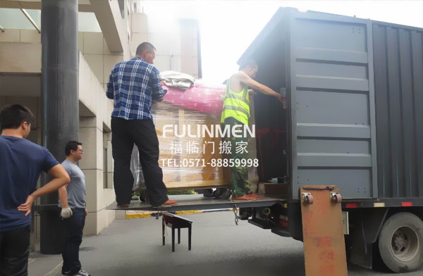 在杭州地區(qū)與搬家簽合同需注意以下內(nèi)容！